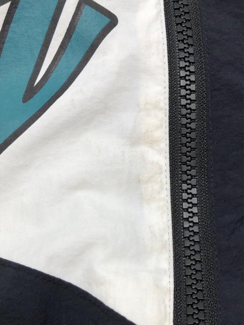 NEIGHBORHOOD（ネイバーフッド）NEIGHBORHOOD (ネイバーフッド) ナイロンジャケット グリーン×ブラック サイズ:Mの古着・服飾アイテム