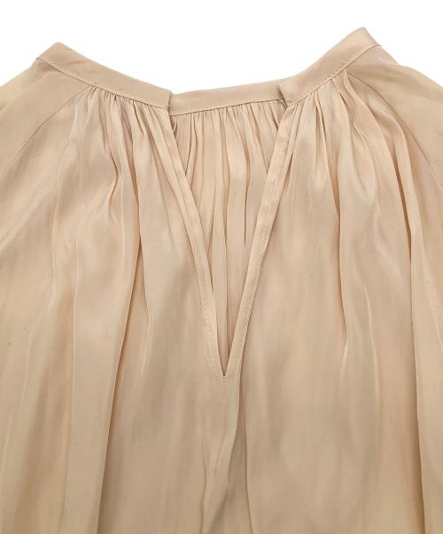 emmi atelier（エミアトリエ）emmi atelier (エミアトリエ) 長袖ワンピース　20SS ベージュの古着・服飾アイテム