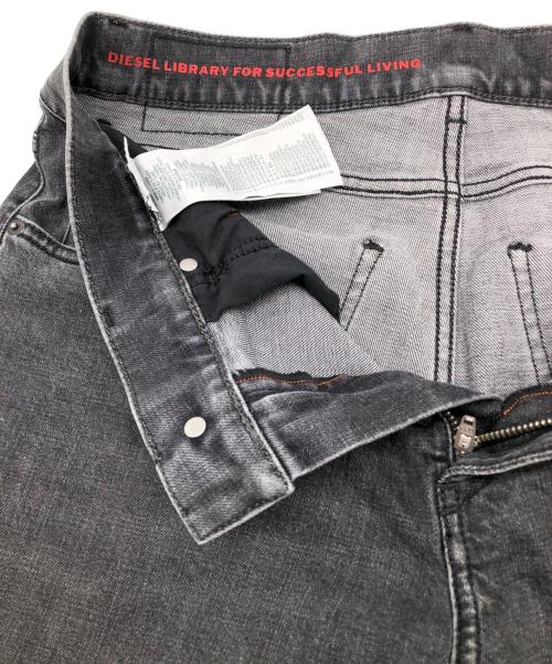 DIESEL（ディーゼル）DIESEL (ディーゼル) デニムパンツ ブラック サイズ:W32の古着・服飾アイテム