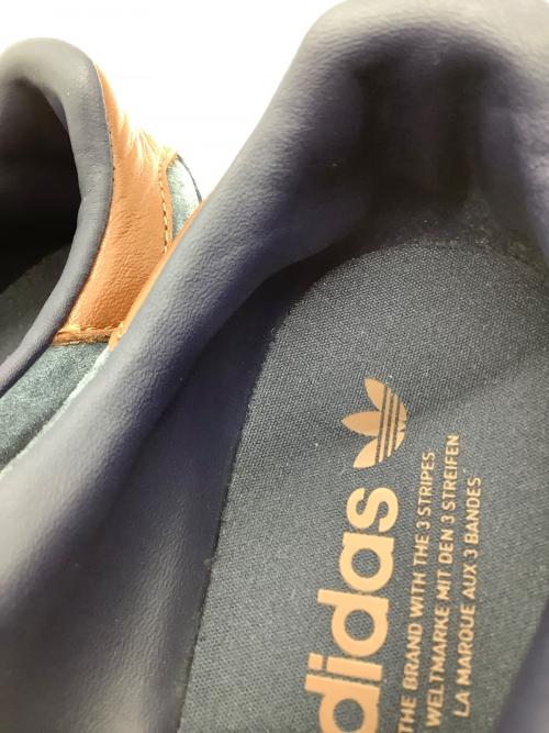 adidas（アディダス）adidas (アディダス) BERMUDA ブラウン×ネイビー サイズ:23.5の古着・服飾アイテム