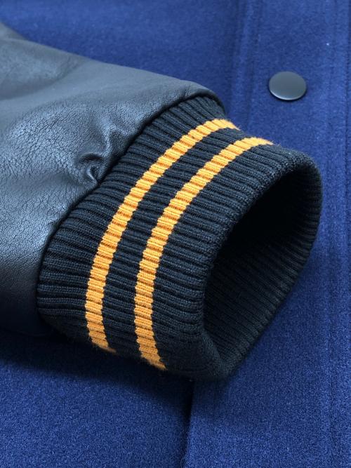 MARY QUANT（マリークヮント）MARY QUANT (マリークヮント) MQスタジャン ブルゾン ネイビー×ブラック サイズ:Mの古着・服飾アイテム