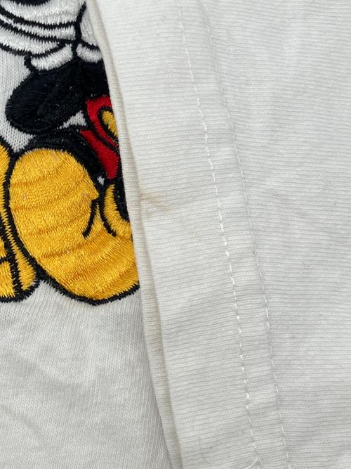 THE Disney Store（ザ ディズニー ストア）THE Disney Store (ザ ディズニー ストア) 90sミッキー刺繍Tシャツ　古着 ホワイト サイズ:Lの古着・服飾アイテム
