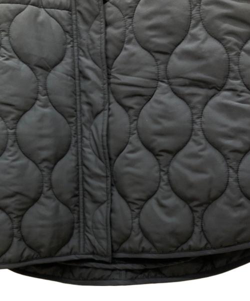 EMMA JAMES（エマジェイムス）EMMA JAMES (エマジェイムス) ミリタリーキルティングドロストハーフコート ブラック サイズ:38の古着・服飾アイテム