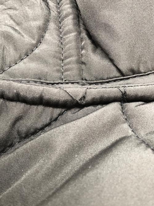 EMMA JAMES（エマジェイムス）EMMA JAMES (エマジェイムス) ミリタリーキルティングドロストハーフコート ブラック サイズ:38の古着・服飾アイテム