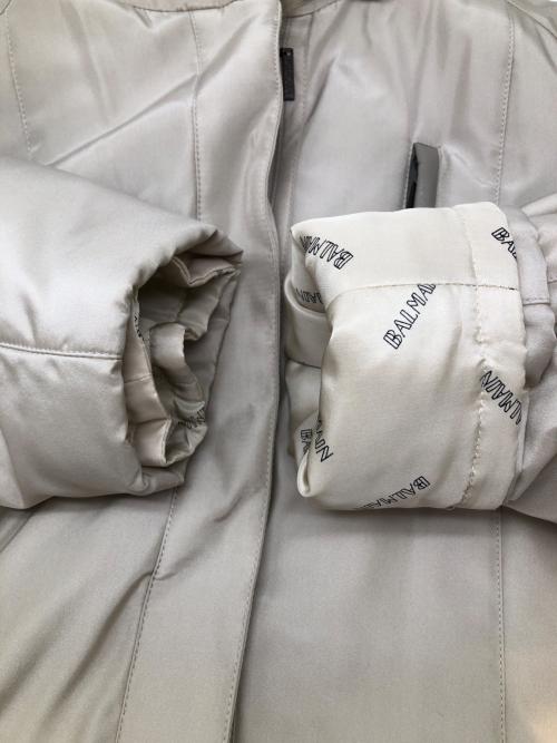 BALMAIN（バルマン）BALMAIN (バルマン) ファー襟中綿コート ベージュ サイズ:Lの古着・服飾アイテム