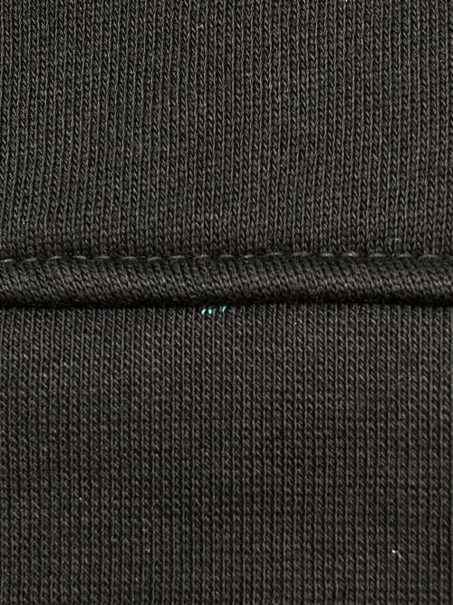 ARMANI EXCHANGE（アルマーニ エクスチェンジ）ARMANI EXCHANGE (アルマーニ エクスチェンジ) プルオーバーパーカー ブラック サイズ:Lの古着・服飾アイテム