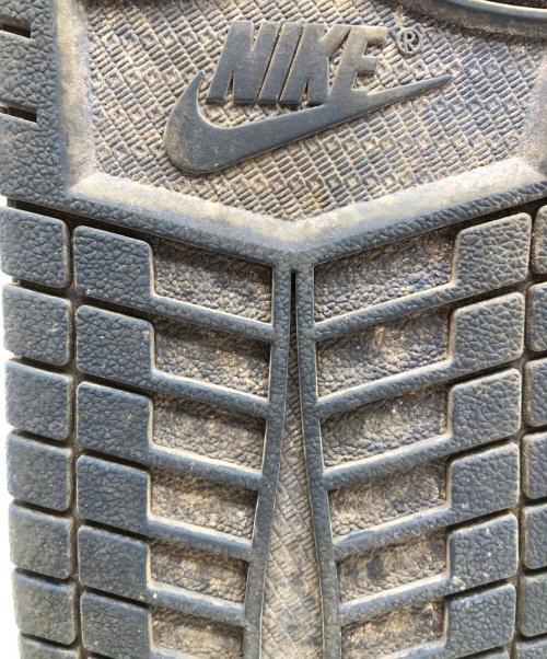 NIKE（ナイキ）NIKE (ナイキ) Air Jordan 1 Mid SE 