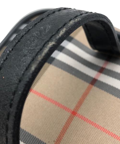 BURBERRY LONDON（バーバリーロンドン）BURBERRY LONDON (バーバリーロンドン) バニティポーチ ブラウンの古着・服飾アイテム