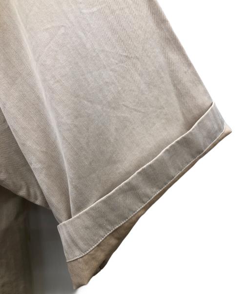 AURALEE（オーラリー）AURALEE (オーラリー) WASHED FINX HERRINGBONE HALF SLEEVED SHIRTS ベージュ サイズ:	SIZE 3の古着・服飾アイテム