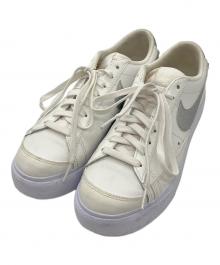 NIKE（ナイキ）の古着「スニーカー　BLAZER LOW PLATFORM ESS（ブレーザー LOW プラットフォーム ESS）」｜ホワイト
