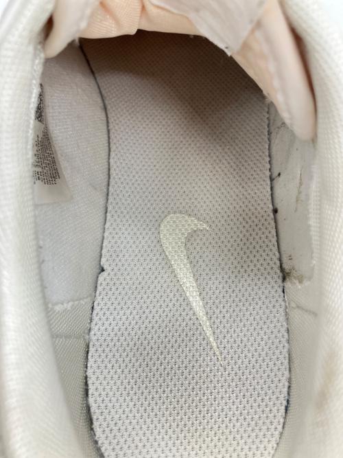 NIKE（ナイキ）NIKE (ナイキ) スニーカー　BLAZER LOW PLATFORM ESS（ブレーザー LOW プラットフォーム ESS） ホワイト サイズ:25cmの古着・服飾アイテム