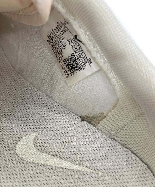 NIKE（ナイキ）NIKE (ナイキ) スニーカー　BLAZER LOW PLATFORM ESS（ブレーザー LOW プラットフォーム ESS） ホワイト サイズ:25cmの古着・服飾アイテム