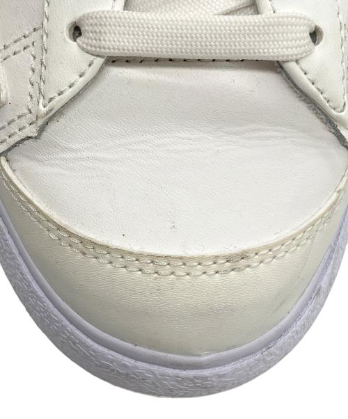 NIKE（ナイキ）NIKE (ナイキ) スニーカー　BLAZER LOW PLATFORM ESS（ブレーザー LOW プラットフォーム ESS） ホワイト サイズ:25cmの古着・服飾アイテム