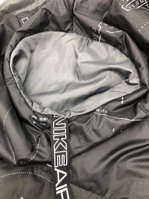 NIKE（ナイキ）NIKE (ナイキ) フィルエアマックスジャケット グレー×ブラック サイズ:Mの古着・服飾アイテム