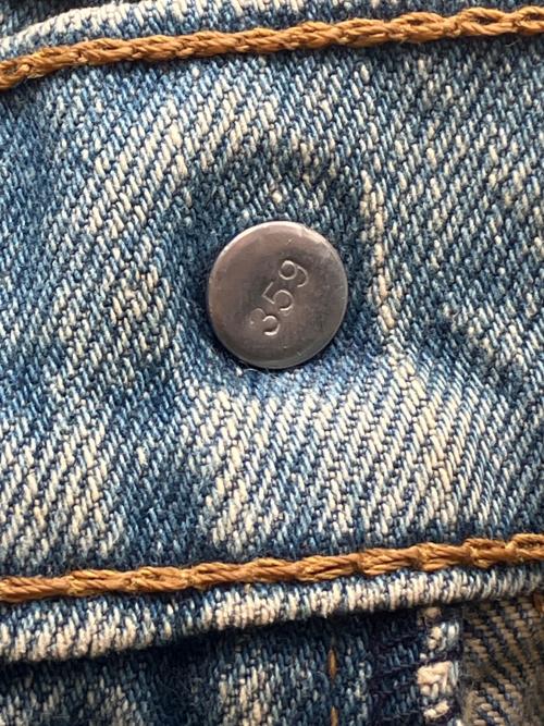 LEVI'S（リーバイス）LEVI'S (リーバイス) 90sデニムパンツ 1994年3月製 釦裏359 古着 インディゴ サイズ: W32×L34の古着・服飾アイテム