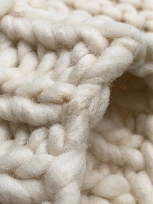 I Love Mr.Mittens（アイラブミスターミトンズ）I Love Mr.Mittens (アイラブミスターミトンズ) 厚手ニット ホワイト サイズ:XS/Ｓの古着・服飾アイテム