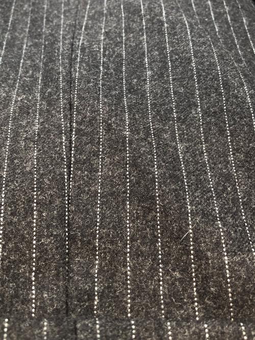 SHIPS（シップス）SHIPS (シップス) セットアップスーツ　FOX all wool doth グレー×ホワイト サイズ:46の古着・服飾アイテム