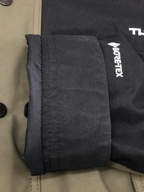 THE NORTH FACE（ザ ノース フェイス）THE NORTH FACE (ザ ノース フェイス) マウンテンライトジャケット　GORE-TEX カーキ×ブラック サイズ:Sの古着・服飾アイテム