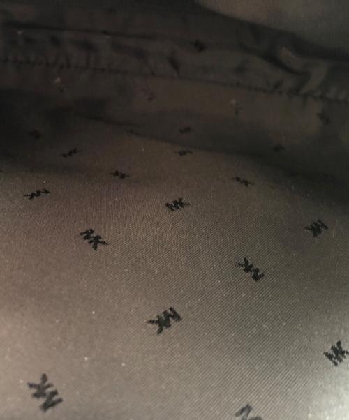 MICHAEL KORS（マイケル・コース）MICHAEL KORS (マイケル・コース) リュック ブラックの古着・服飾アイテム