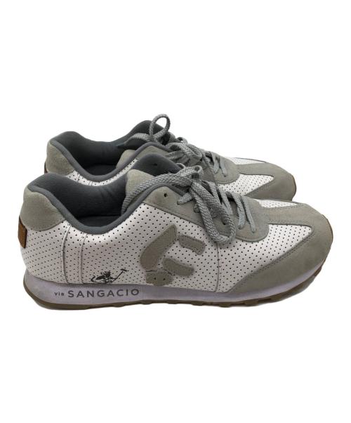 via SANGACIO（ヴィア・サンガチオ）via SANGACIO (ヴィア・サンガチオ) にゅーず BRANDALISED ライトグレー×ホワイト サイズ:29.5cmの古着・服飾アイテム