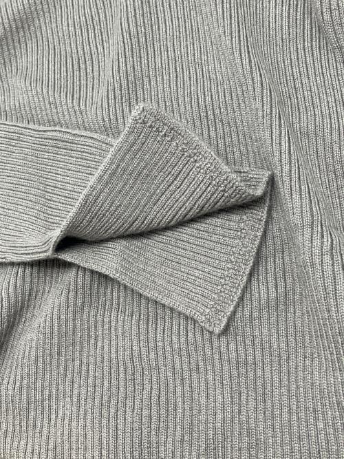 Whim Gazette（ウィムガゼット）Whim Gazette (ウィムガゼット) 薄手ニット グレー サイズ:Fの古着・服飾アイテム