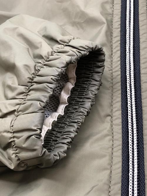 DUVETICA（デュベティカ）DUVETICA (デュベティカ) マウンテンパーカー グリーン サイズ:42の古着・服飾アイテム