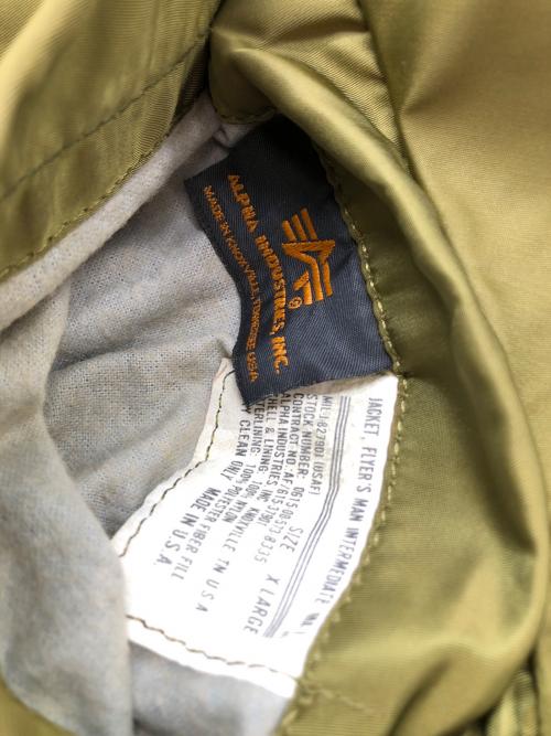 ALPHA INDUSTRIES（アルファインダストリーズ）ALPHA INDUSTRIES (アルファインダストリーズ) MA-1ジャケット　ストック:0615-00-573-8335 カーキ×オレンジ サイズ:XLの古着・服飾アイテム