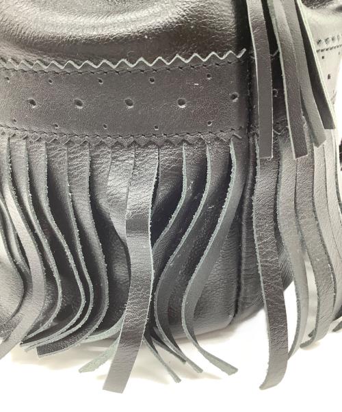 J&M DAVIDSON（ジェイ＆エム デヴィッドソン）J&M DAVIDSON (ジェイ＆エム デヴィッドソン) フリンジショルダーバッグ ブラックの古着・服飾アイテム