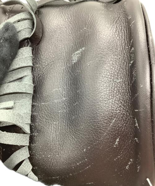 J&M DAVIDSON（ジェイ＆エム デヴィッドソン）J&M DAVIDSON (ジェイ＆エム デヴィッドソン) フリンジショルダーバッグ ブラックの古着・服飾アイテム