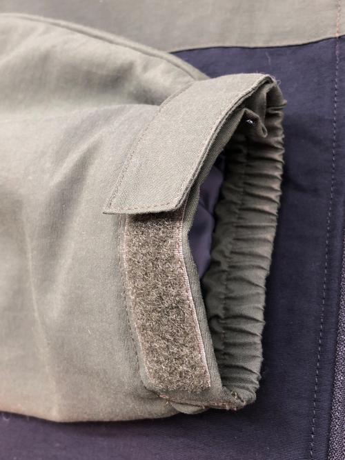 Columbia（コロンビア）Columbia (コロンビア) ラビリンスキャニオンジャケット ブラック×グリーン サイズ:Lの古着・服飾アイテム