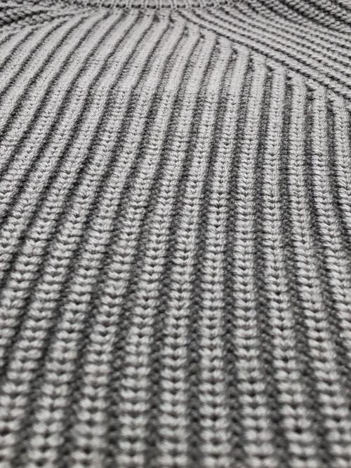 BATONER（バトナ―）BATONER (バトナ―) SIGNATURE クルーネックプルオーバーニット グレー サイズ:1の古着・服飾アイテム