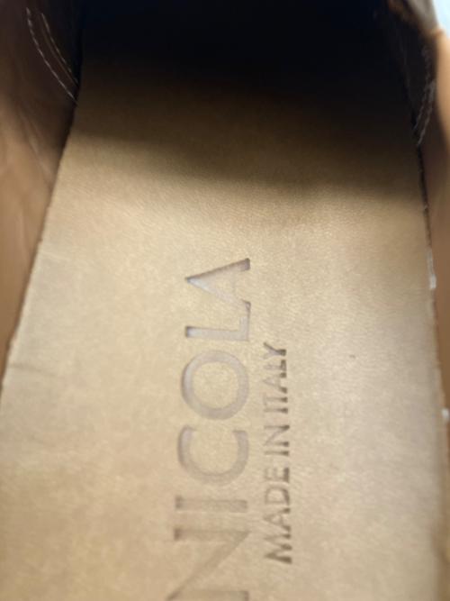 UNICOLA（ユニコラ）UNICOLA (ユニコラ) スリッポン ホワイト サイズ:25.5の古着・服飾アイテム