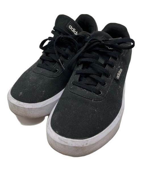 adidas（アディダス）adidas (アディダス) スニーカー ホワイト×ブラック サイズ:23.5の古着・服飾アイテム