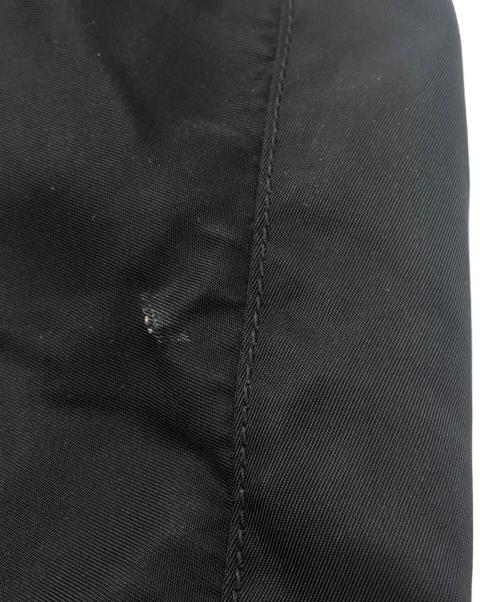 PRADA（プラダ）PRADA (プラダ) ナイロンショルダーバッグ ブラックの古着・服飾アイテム
