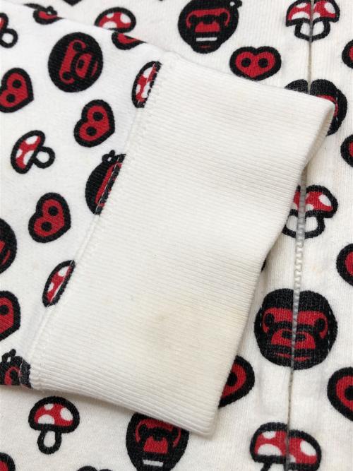 A BATHING APE（ア ベイシング エイプ）A BATHING APE (ア ベイシング エイプ) ジップパーカー　Y2K ホワイト×レッド サイズ:Mの古着・服飾アイテム