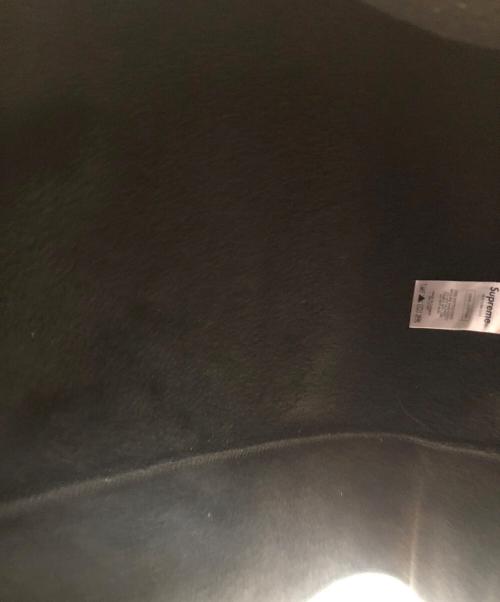 SUPREME（シュプリーム）SUPREME (シュプリーム) アーチロゴクルーネックスウェット ブラック サイズ:Sの古着・服飾アイテム