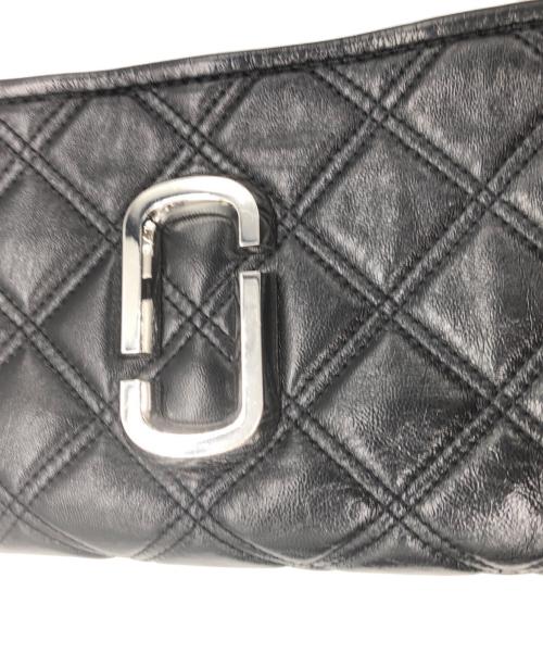 MARC JACOBS（マークジェイコブズ）MARC JACOBS (マークジェイコブズ) ザ・キルテッド・ソフトショット 21 ブラックの古着・服飾アイテム