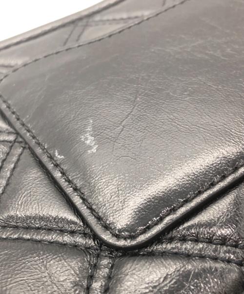 MARC JACOBS（マークジェイコブズ）MARC JACOBS (マークジェイコブズ) ザ・キルテッド・ソフトショット 21 ブラックの古着・服飾アイテム