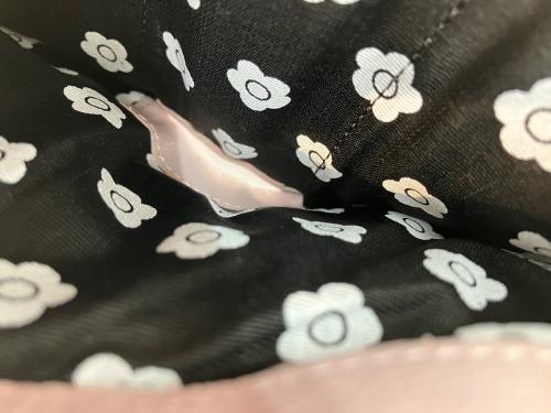MARY QUANT（マリークヮント）MARY QUANT (マリークヮント) フレンチシームガマ口 ウォレット ピンクの古着・服飾アイテム