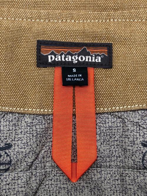 Patagonia（パタゴニア）Patagonia (パタゴニア) アイアン・フォージ・ヘンプ・キャンバス・ランチジャケット　FA18 キャメル サイズ:Sの古着・服飾アイテム