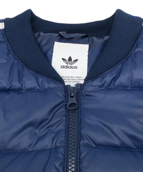 adidas（アディダス）adidas (アディダス) ダウンジャケット ネイビーの古着・服飾アイテム