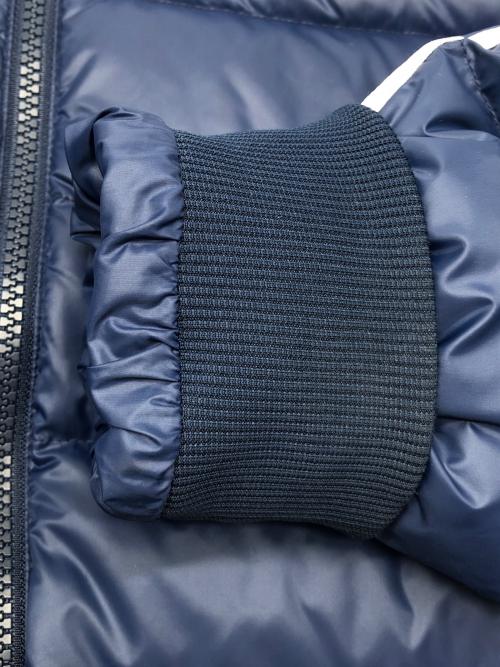 adidas（アディダス）adidas (アディダス) ダウンジャケット ネイビーの古着・服飾アイテム