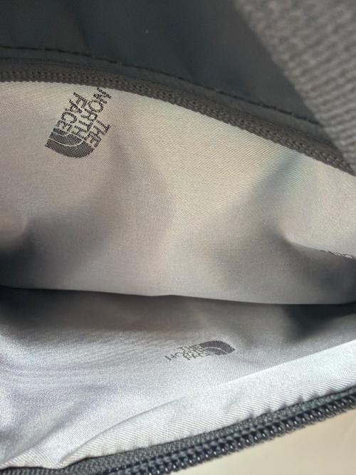 THE NORTH FACE（ザ ノース フェイス）THE NORTH FACE (ザ ノース フェイス) BCホールトート16 グレーの古着・服飾アイテム