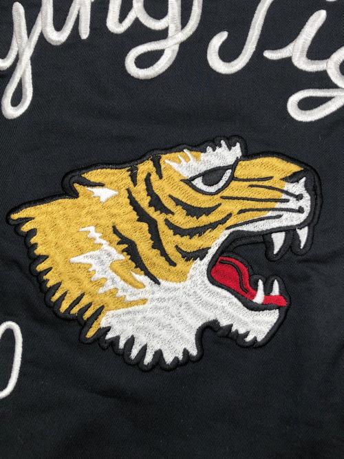 AVIREX（アヴィレックス）AVIREX (アヴィレックス) 長袖シャツ　FLYING TIGERS ブラック×ネイビー サイズ:XLの古着・服飾アイテム