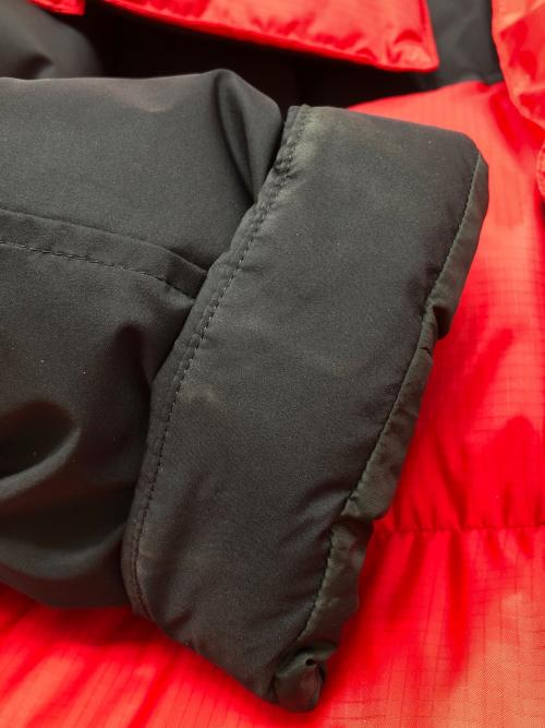 THE NORTH FACE（ザ ノース フェイス）THE NORTH FACE (ザ ノース フェイス) ダウンジャケット　ヒムダウンパーカ レッド×ブラック サイズ:Ｍの古着・服飾アイテム