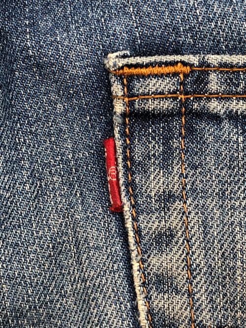 LEVI'S（リーバイス）LEVI'S (リーバイス) 90s 505デニムパンツ 1997年8月製 釦裏J22 スモールe 古着 インディゴ サイズ:W29×L34の古着・服飾アイテム