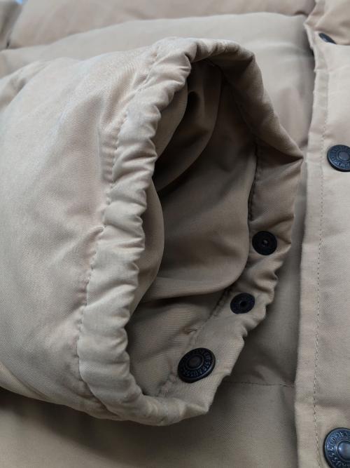 LEVI'S（リーバイス）LEVI'S (リーバイス) 90sダウンジャケット　1995年8月製　Outdoor　古着 ベージュ サイズ:Lの古着・服飾アイテム