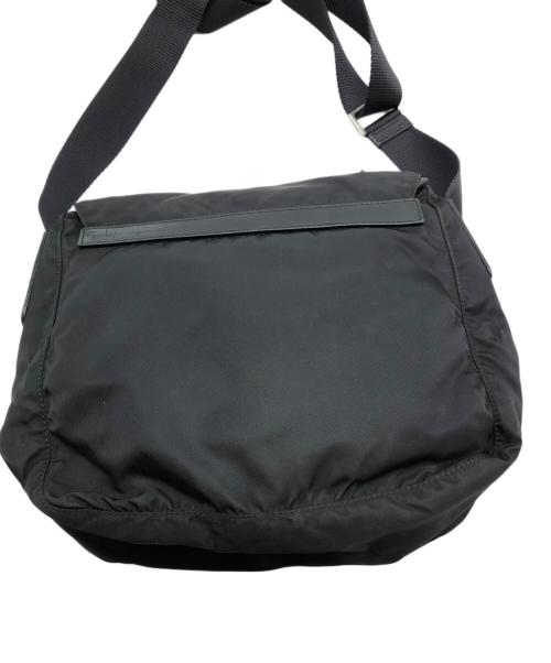 PRADA（プラダ）PRADA (プラダ) ナイロンショルダーバッグ ブラックの古着・服飾アイテム