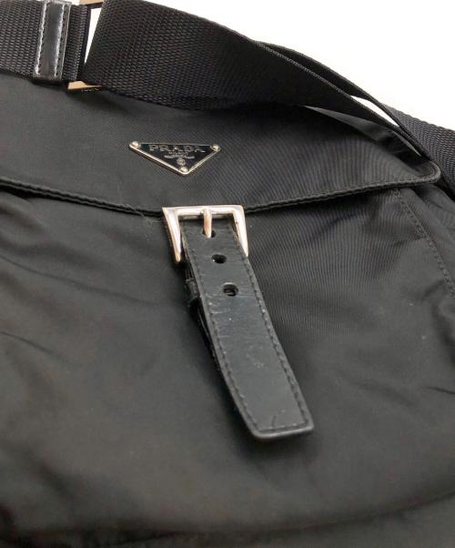 PRADA（プラダ）PRADA (プラダ) ナイロンショルダーバッグ ブラックの古着・服飾アイテム