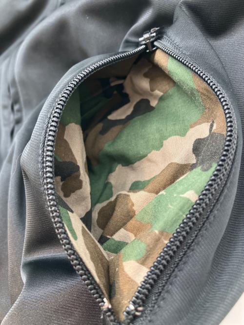 AVIREX（アヴィレックス）AVIREX (アヴィレックス) トラックジャケット　M'zP　Y2K ブラック サイズ:Ｍの古着・服飾アイテム